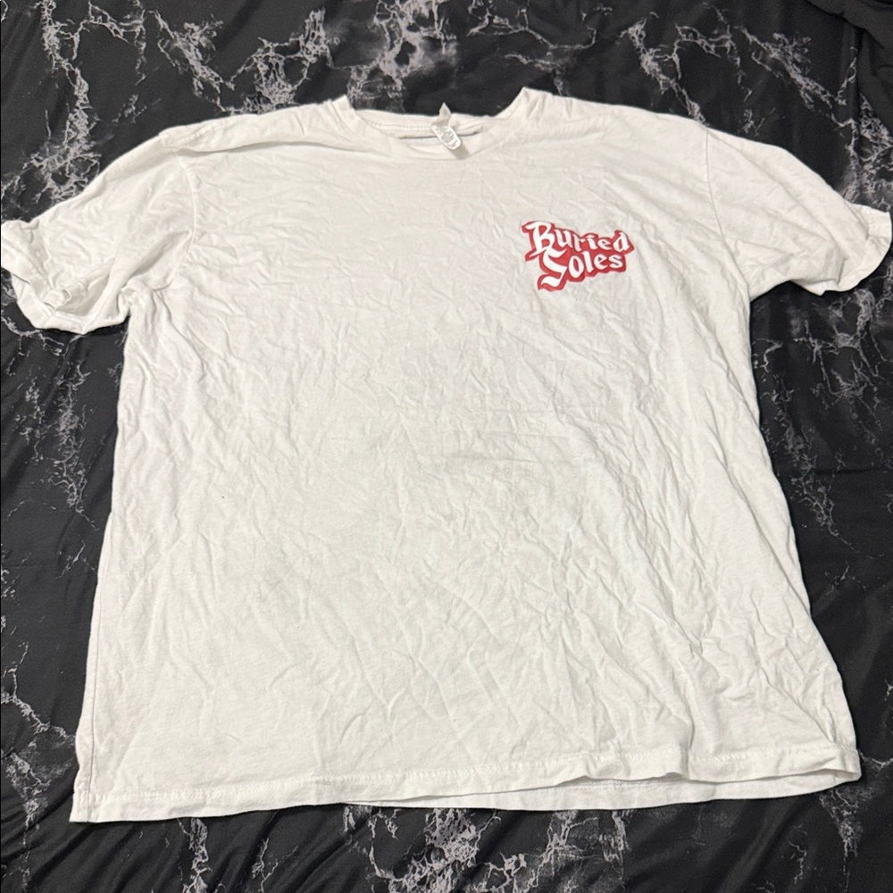 White t shirt
